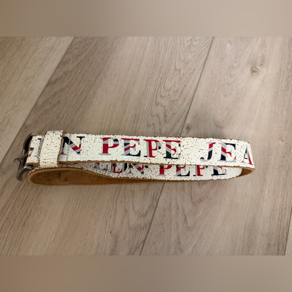 Pepe Jeans Cracked White Belt with Red and Blue Accents